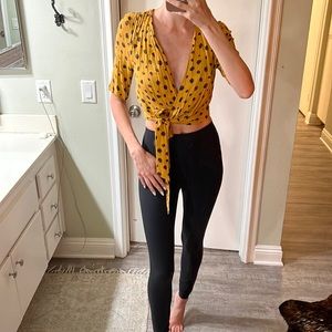 Minkpink crop top size xs